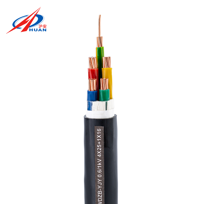 كابل طاقة WDZ-YJY 0.6/1KV مصنوع من البولي إيثيلين المتشابك ذي النواة النحاسية، معزول بغلاف واقٍ من البولي أوليفين، خالٍ من الهالوجين، منخفض الدخان، مقاوم للهب