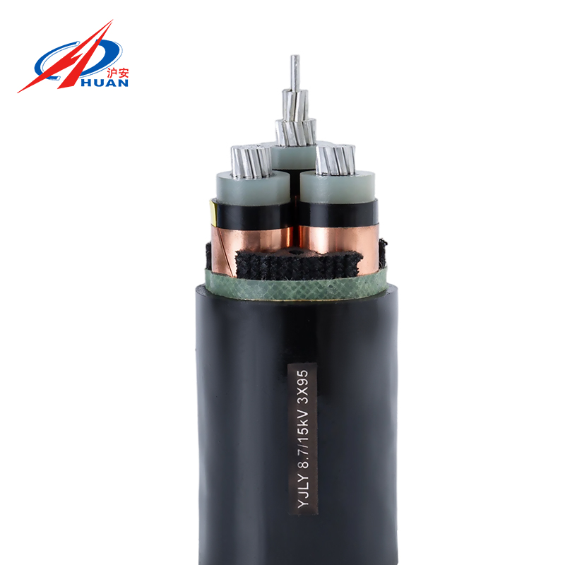كابل طاقة YJLV-8.7kV مصنوع من قلب من الألومنيوم، معزول بالبولي إيثيلين المتشابك، ومغطى بمادة PVC للاستخدام الداخلي فقط